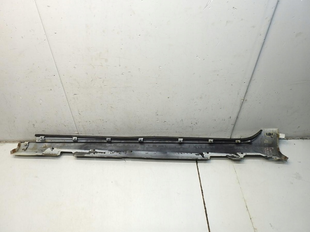 фото №9, Молдинг накладка порог правая 614-46 volvo v60