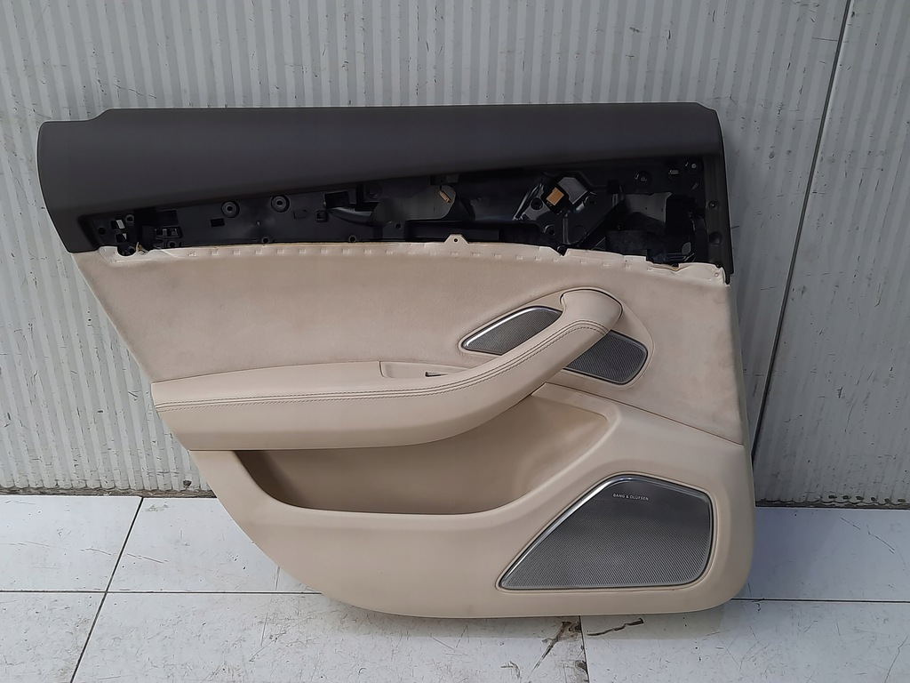 фото №1, Audi a8 s8 d4 оббивка двері лівий задня b&o