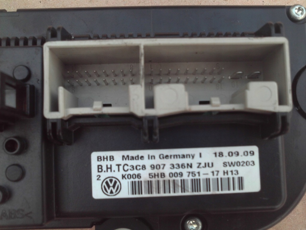 фото №7, Панель кондиционера климат-контроль vw golf vi