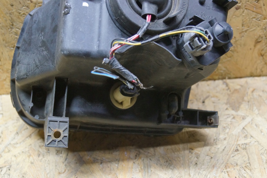 фото №13, Лампа правий перед subaru justy ii