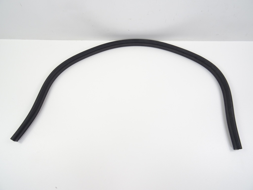 фото №1, Audi a1 ii 82a прокладка жабо 82a823723