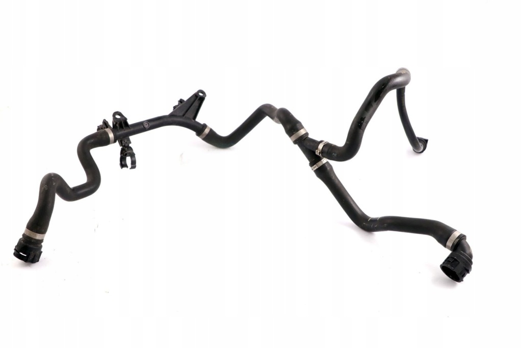 Bmw 1 3 seria f20 f30 f31 lci бензин шланг пабтрубок  радиатора воды 8634283 Оригинал