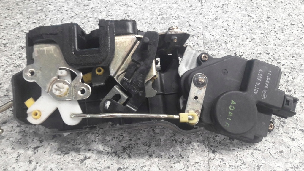 фото №6, Замок дверь правый задняя hyundai santa fe 02r 5pin