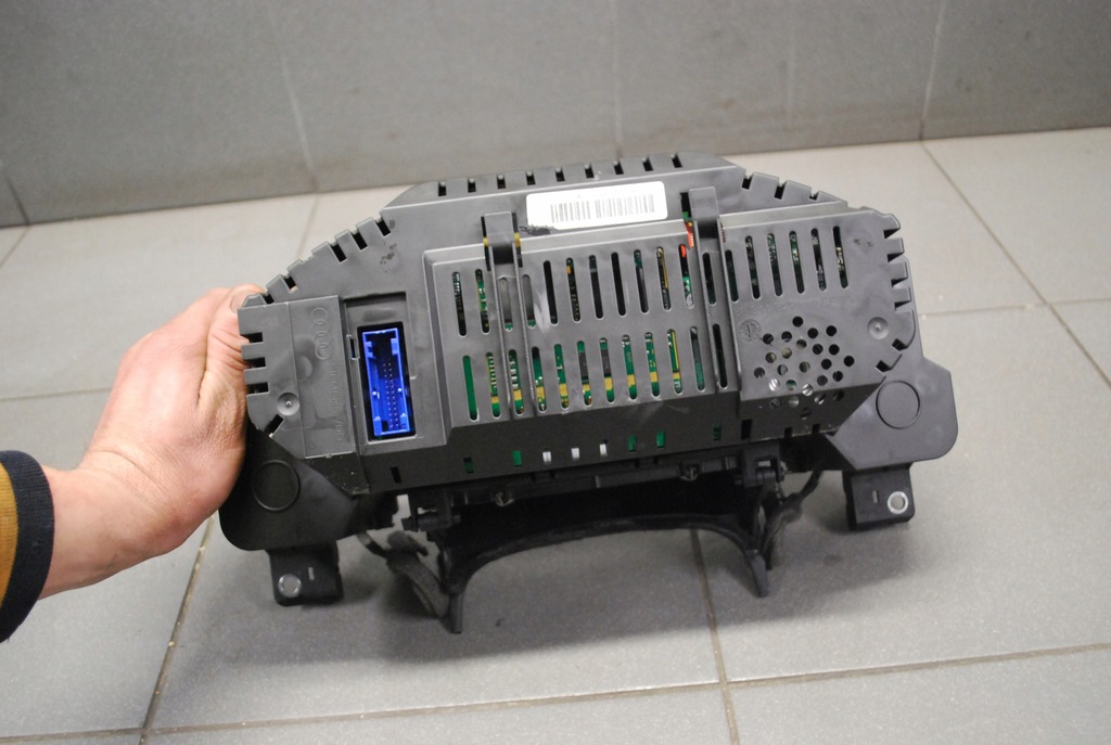 фото №8, Лічильник прилади audi a8 d3 4.2 tdi eu 4e0920931j