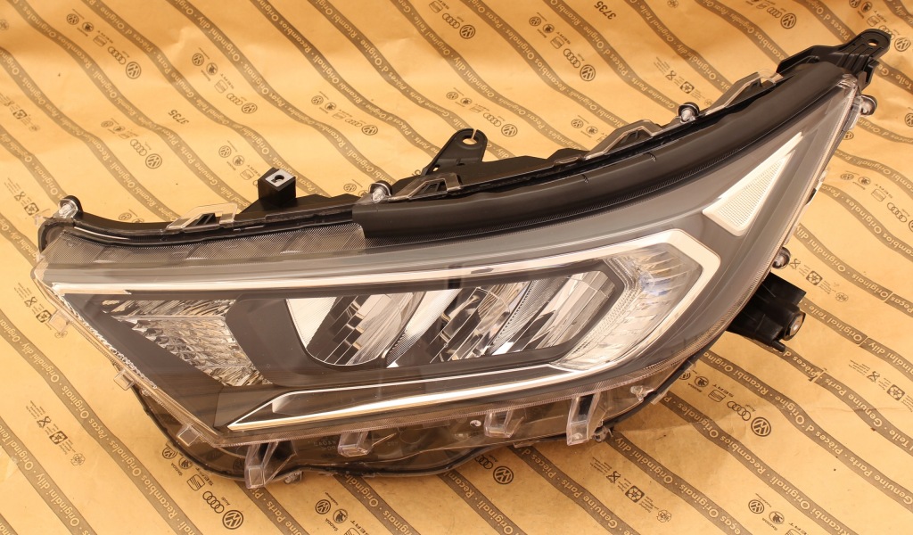 фото №1, Toyota rav4 5 v 19+ лампа перед full led