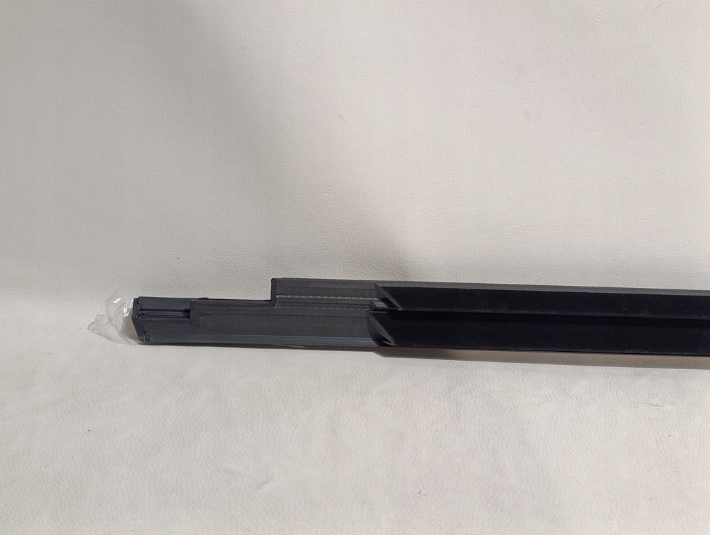 фото №7, Молдинг защита рамы стекло левый задняя bmw x3 g01 x3m f97 7410039