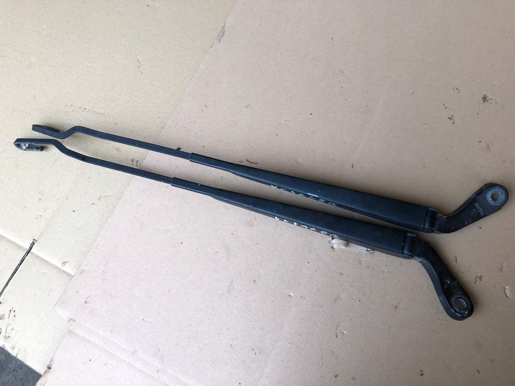 фото №1, Рычаг дворник левая правая chrysler voyager iv