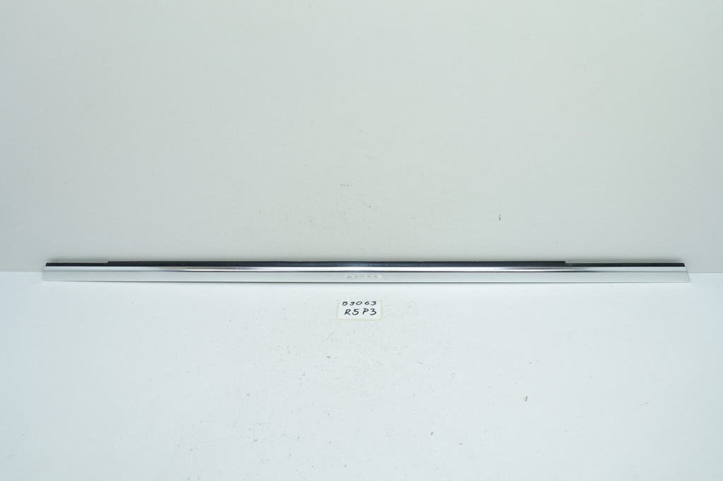 фото №1, Молдинг накладка лівий задня mercedes b w246