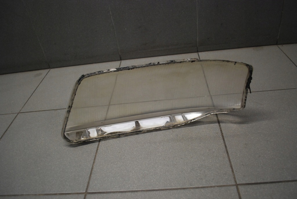 фото №12, Стекло фары лампы правый перед audi a6 c5