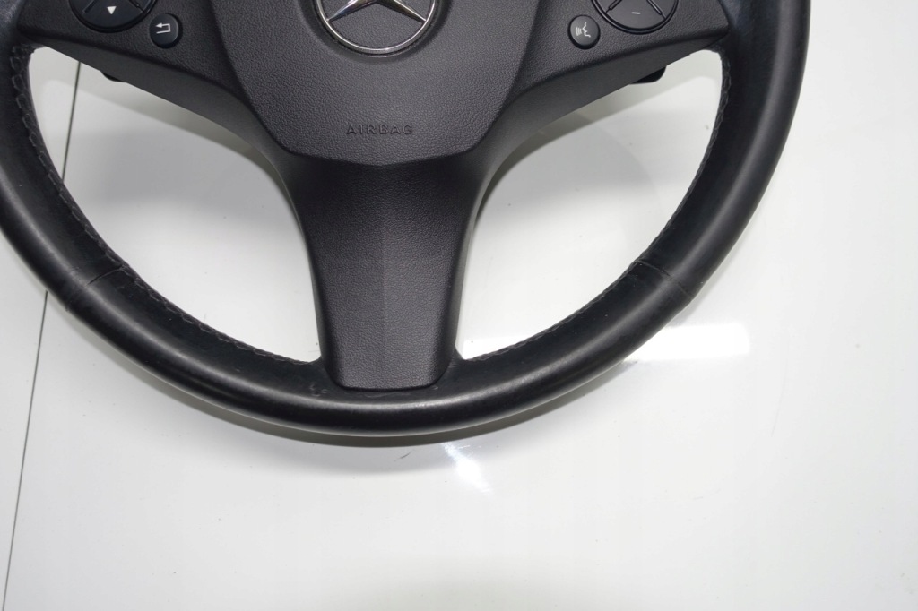 фото №6, Mercedes w204 воздуховод c-klasa лепестки переключения подушка