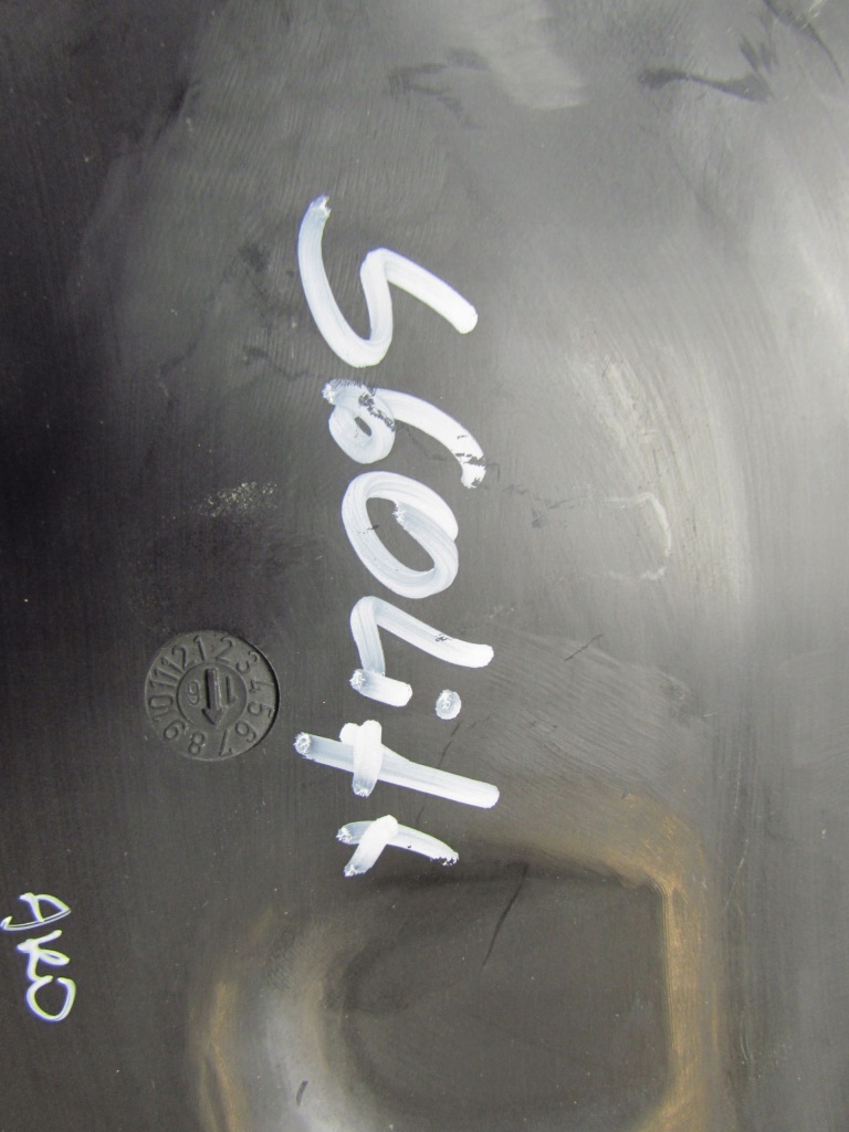 Volvo s60 2 v60 xc60 крышка накладка корпус коробка аккумулятор 31402984 Киев