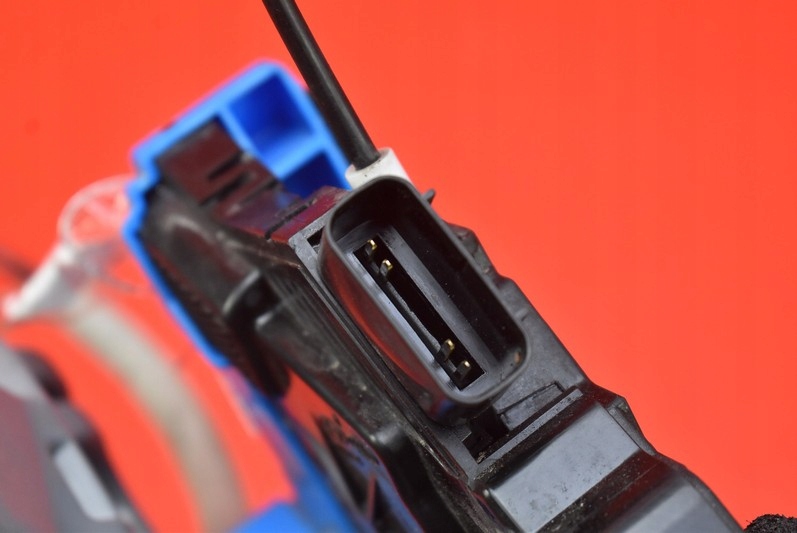 фото №6, Замок двері правий задня задній 81420-a2300 kia ceed 2 ii 5d hb lift 12-18