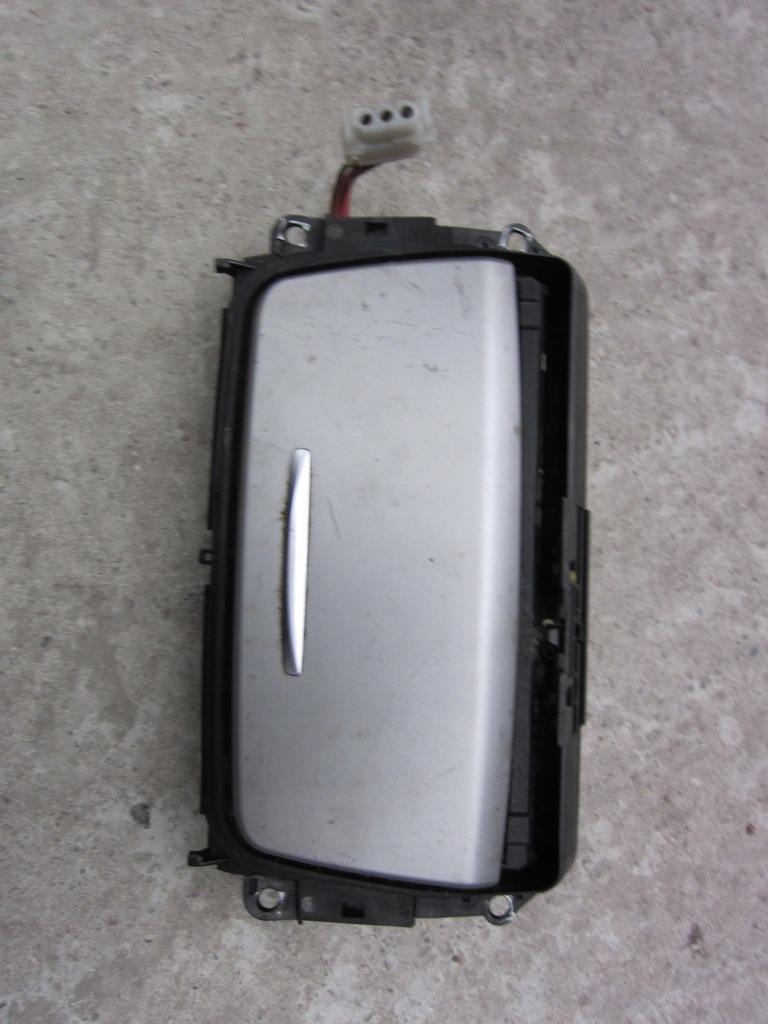 фото №8, Bmw e90 пепельница бардачок прикуриватель dekor