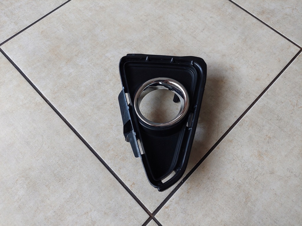 фото №1, Решітка бампера - toyota rav4 iv - lift - 15-18