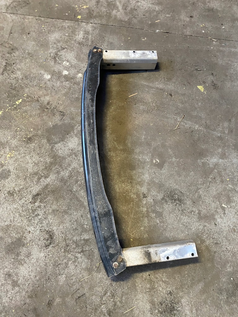 фото №1, Audi a4 b8 kombi балка бампера