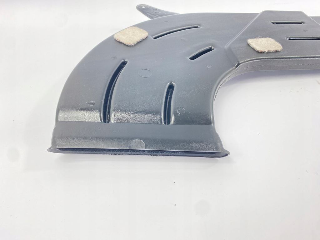 Труба канал обдув воздуха левый mercedes w201 190 2018312146 Доставка