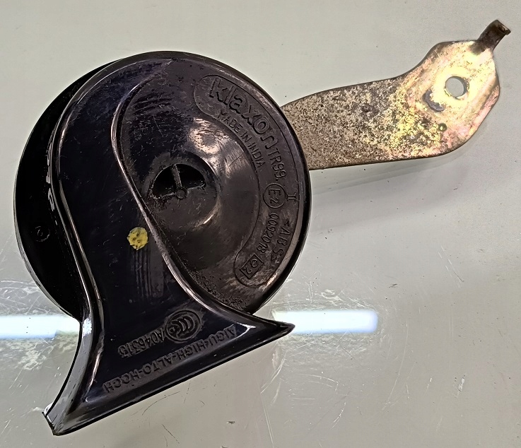 фото №1, Mazda 5 07 r клаксон сигнал сигнал kpl