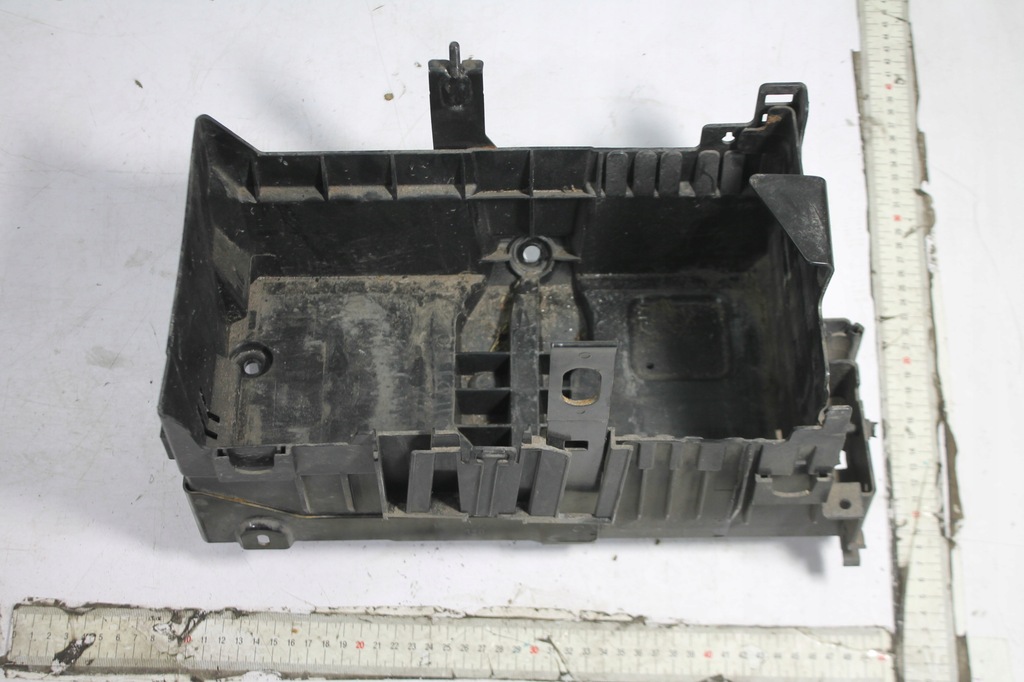 фото №1, Основа корпус акумулятор 13308434 astra j 09-