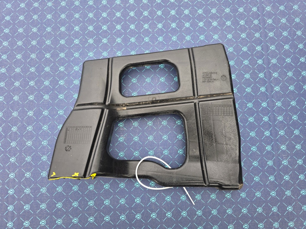 фото №1, Захист кронштейн кронштейн ліва bmw 1 f40 2 f44 5a3bdc3