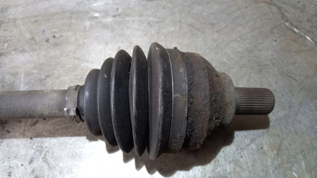 фото №2, Привідний вал ліва volvo c30 s40 ii v50 2.0 hdi