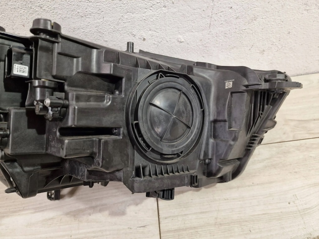 Фара левая перед audi q3 2 83a full led 83a941033 Недорого