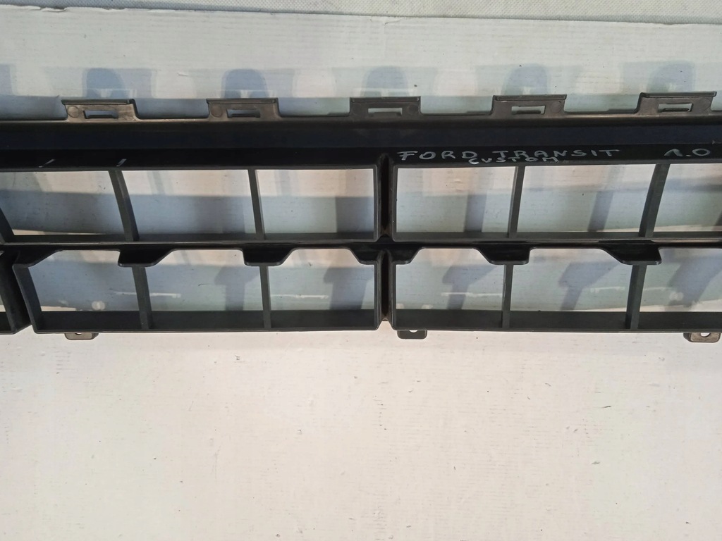 фото №10, Решітка бампера середня ford transit custom