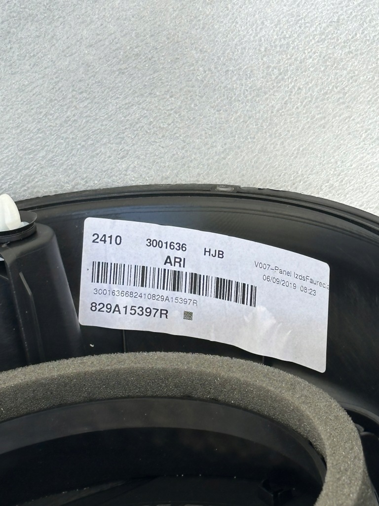 фото №14, Новий kompletny обшивка оббивка двері правий лівий перед задня ручка captur ii