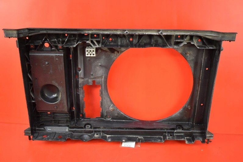 фото №4, Pas передний усилитель citroen c4 picasso i 1.8