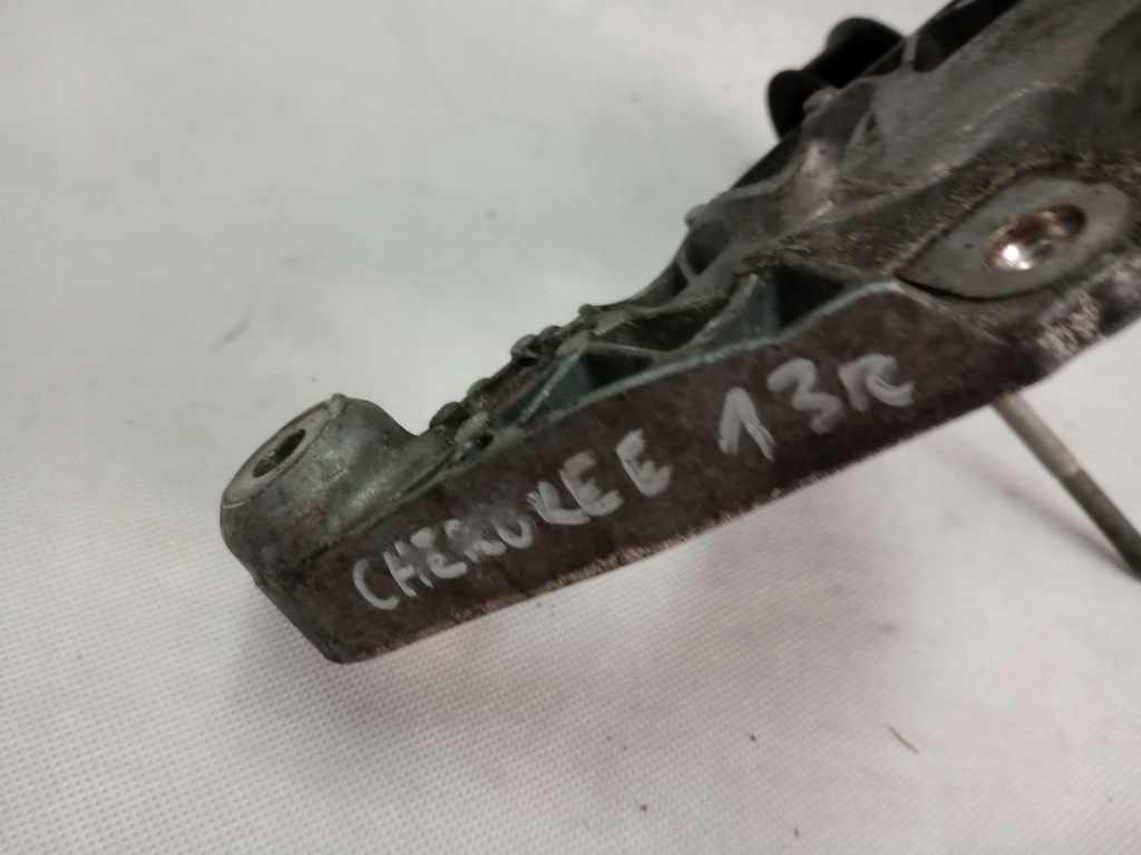 фото №12, Jeep grand cherokee iv wk2 3.0 crd кронштейн кронштейн двигателя кондиционера ролик