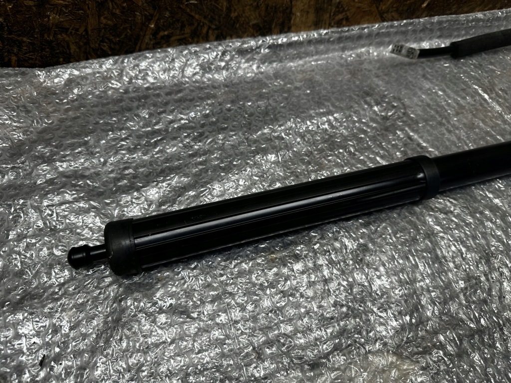 фото №4, Привід кришки багажника правий lexus rx 450h 68910-48080