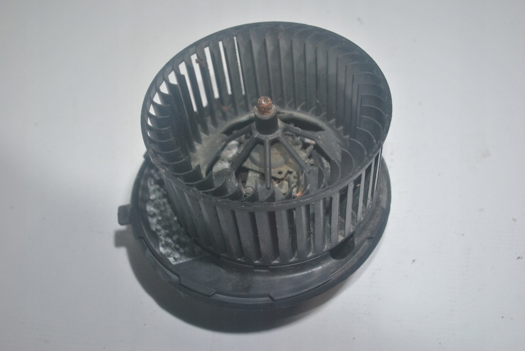 фото №1, Wdmuchawa обдув вентилятор seat leon ii 995775t