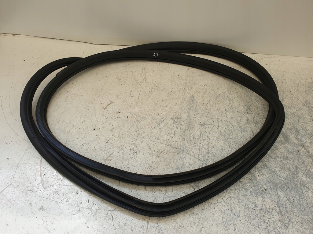 фото №1, Прокладка дверь левая задняя subaru outback 4 iv 12r