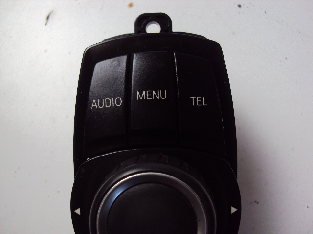 фото №3, Панель ручка idrive bmw serii 1 f20 1.6d 2015 r