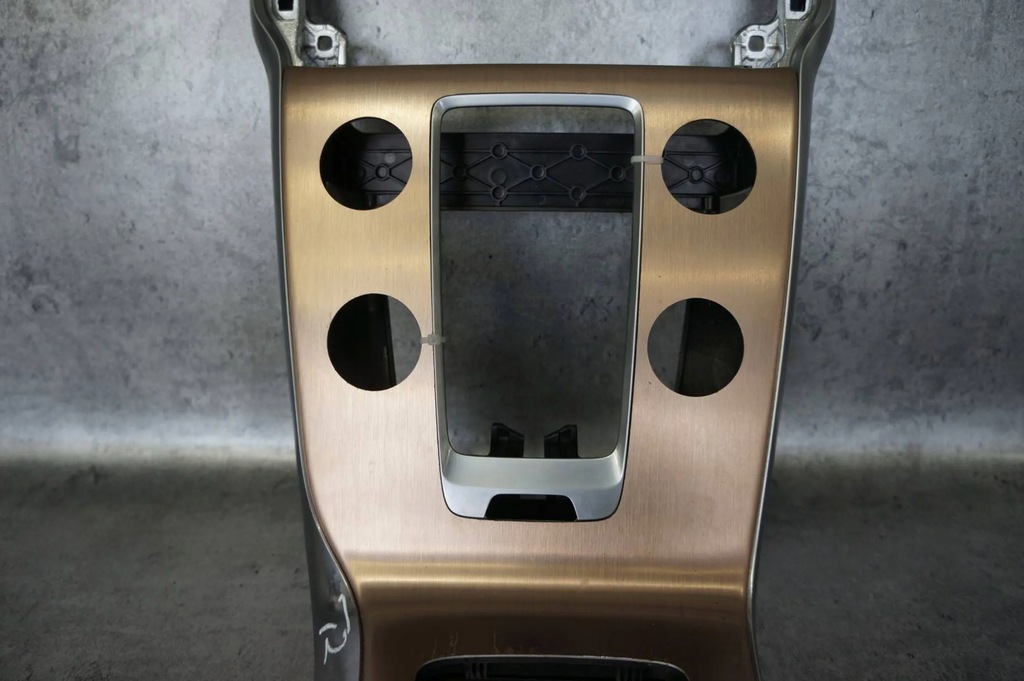 фото №6, Рамка панель обдув радио volvo v40 ii dekor корпус радио