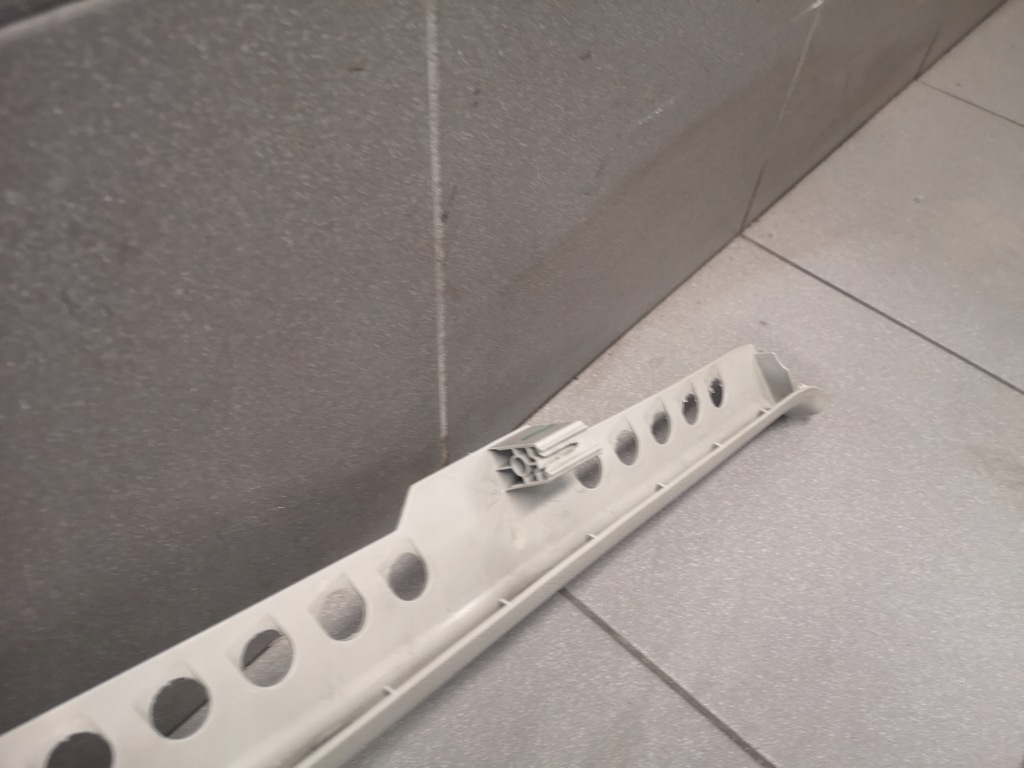 фото №11, Молдинг поріг правий задня audi a6 c6 4f0867768a