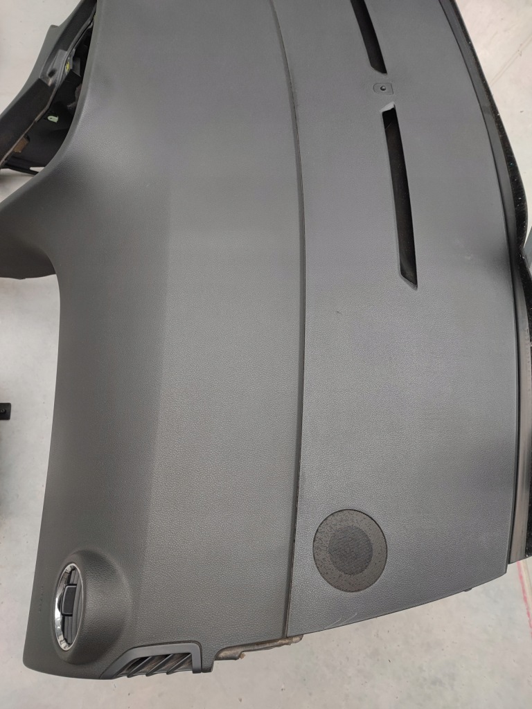 фото №8, Панель приладів консоль подушка безпеки ремені натягувачі peugeot 5008 i проекційний дисплей head up