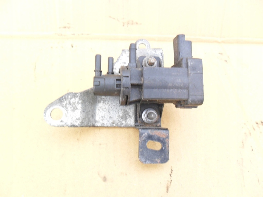 фото №8, Citroen c4 picasso 1,6 hdi клапан вакууму