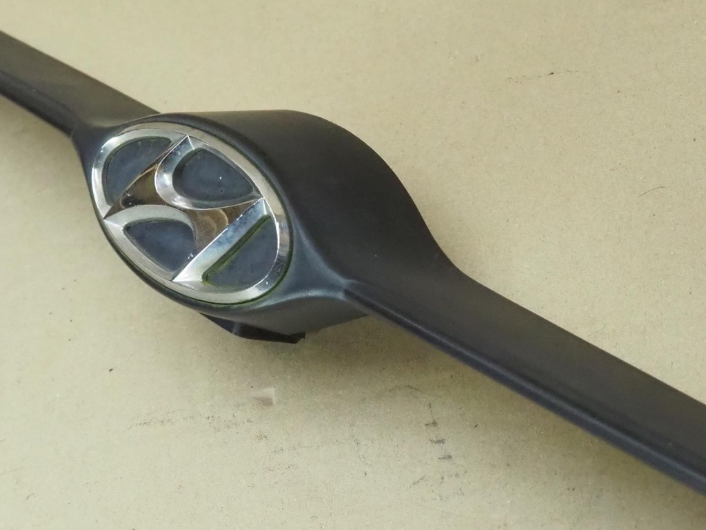 фото №5, Hyundai h-1 h200 starex 97- решётка радиатора эмблема