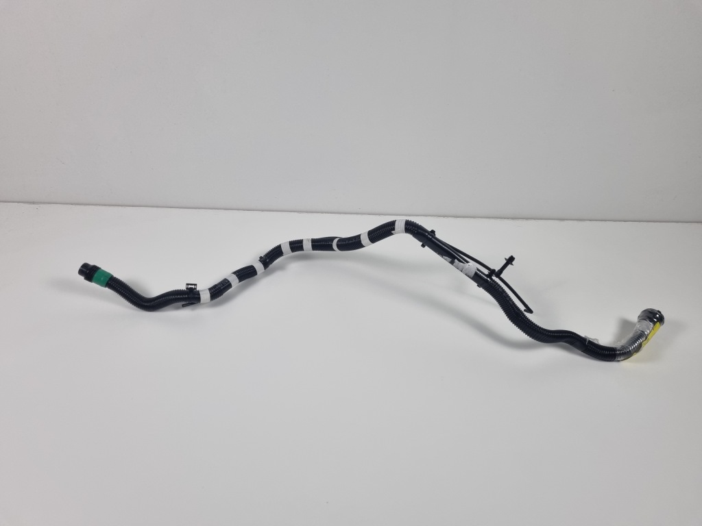 фото №4, Tesla model 3 wąż шланг трубка аккумулятора охлаждение 1501334-00-c