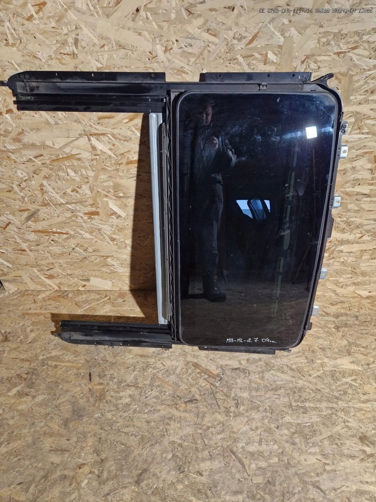 фото №1, Mercedes-benz ml w163 2004 люк комплект