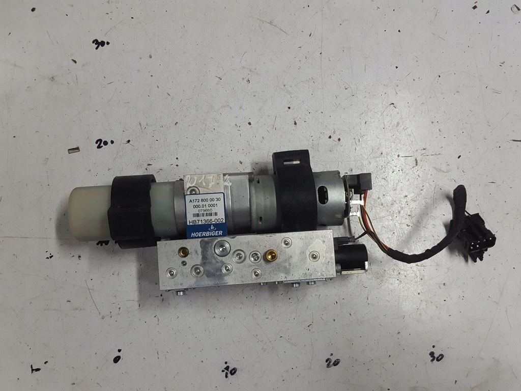 фото №1, Mercedes slk r172 w172 11r- насос крыша a1728000030