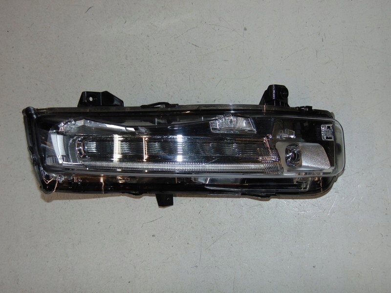 Купити Ford mustang vi рестайлінг  ліхтар led праве