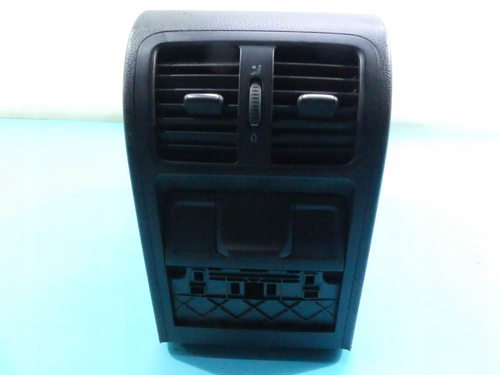 фото №14, Подлокотник туннель vw passat cc 08-16