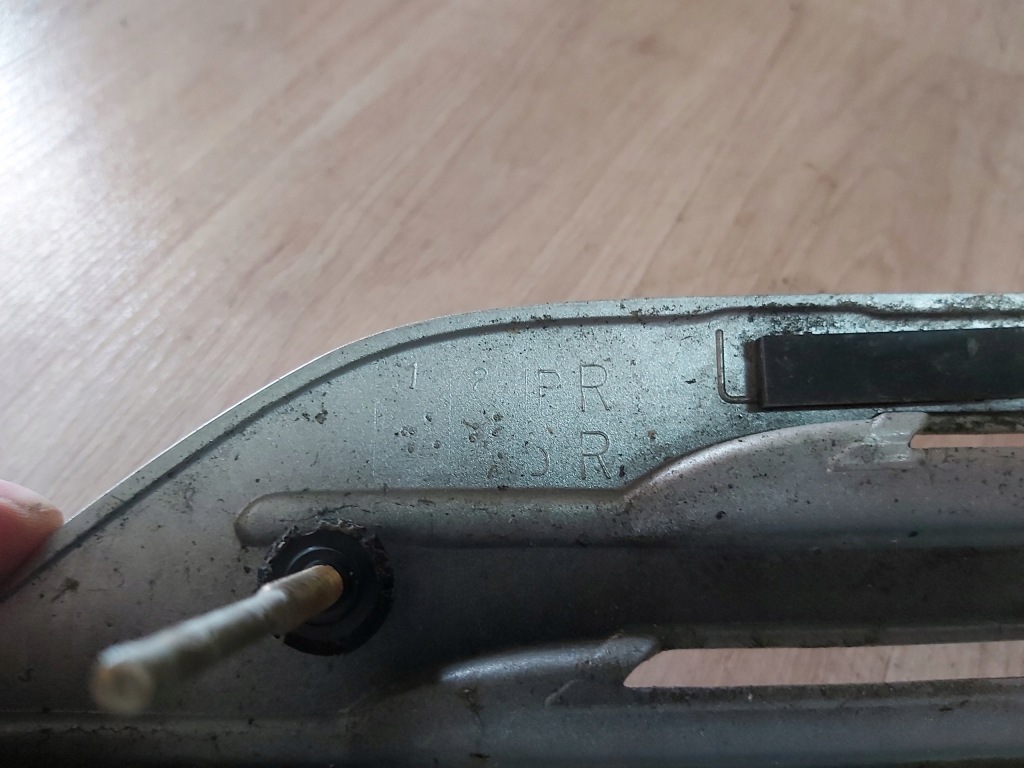 фото №5, Land cruiser j95 решётка заглушка впуск воздуха правая