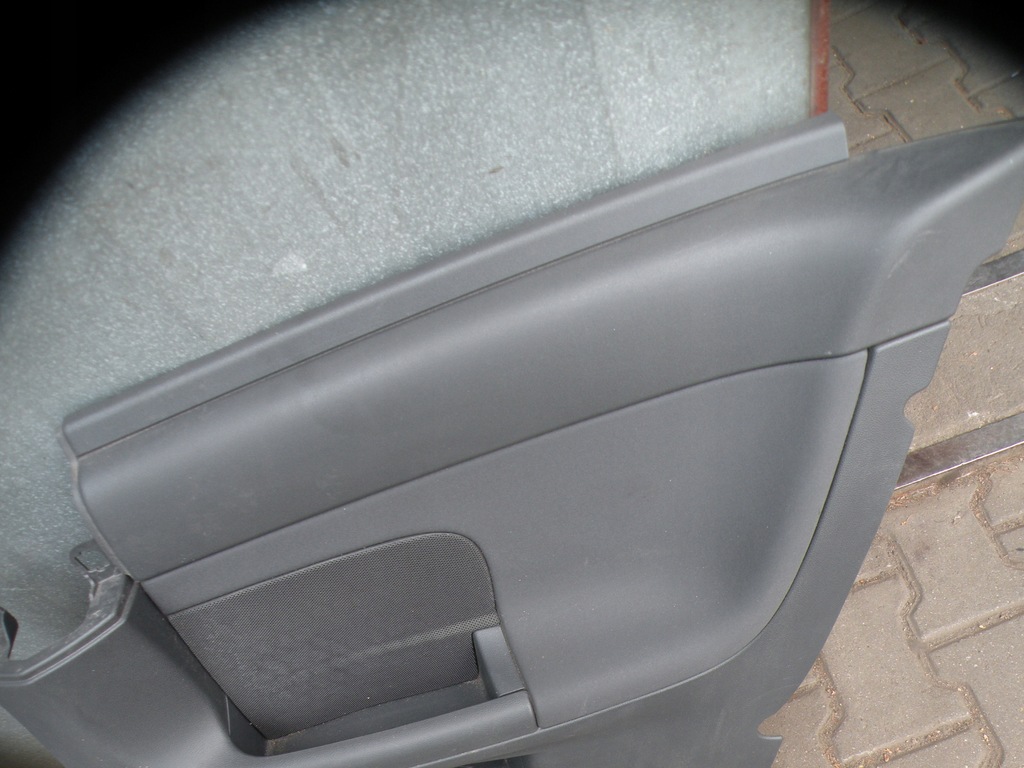 фото №5, Volvo c30 обшивка оббивка задня підлокітник komplt