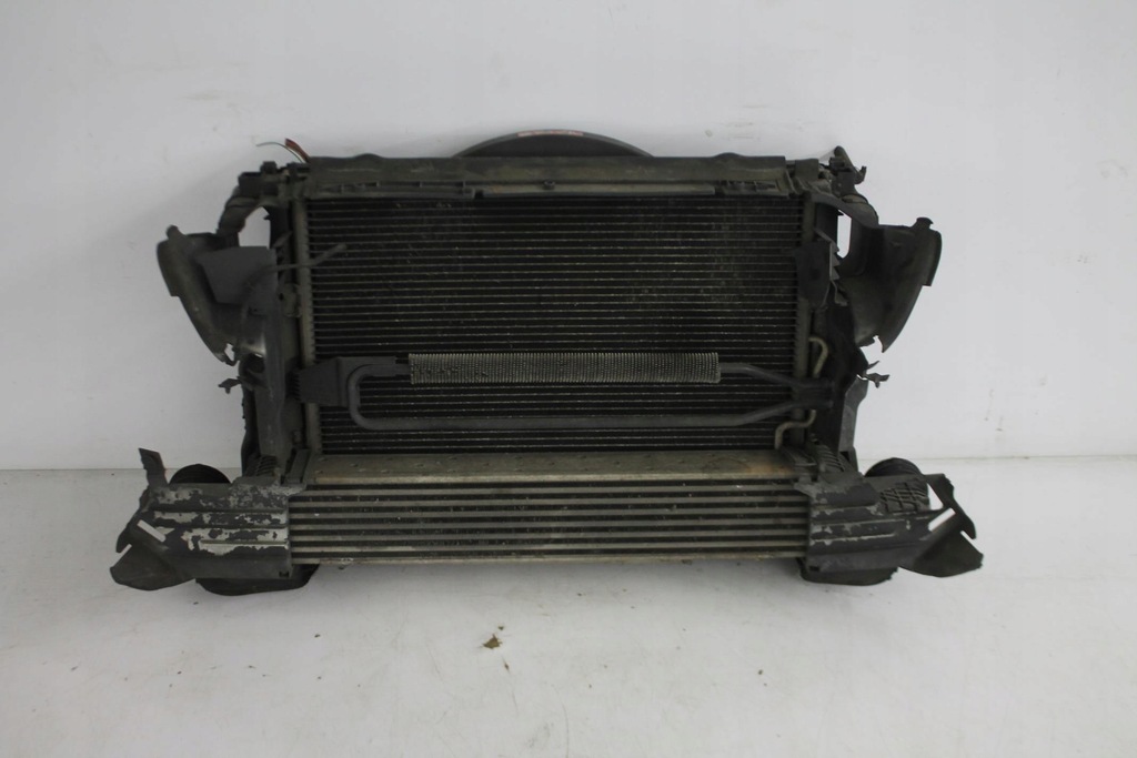 фото №1, Радиатор вентилятор комплект cls c219 3.0 cdi v6