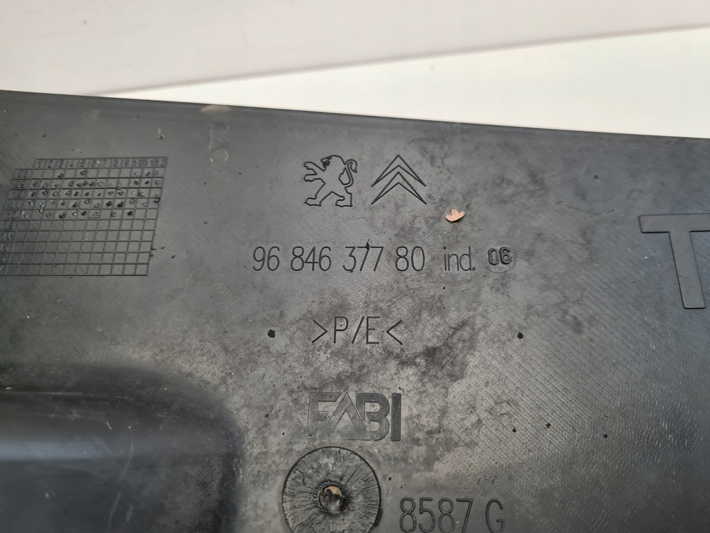 фото №8, Peugeot 3008 i подкрылок левый задняя