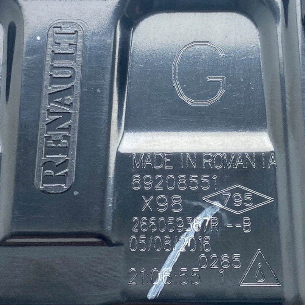 Новая оригинальный номер фара drl led левая renault clio iv 266059367r Недорого