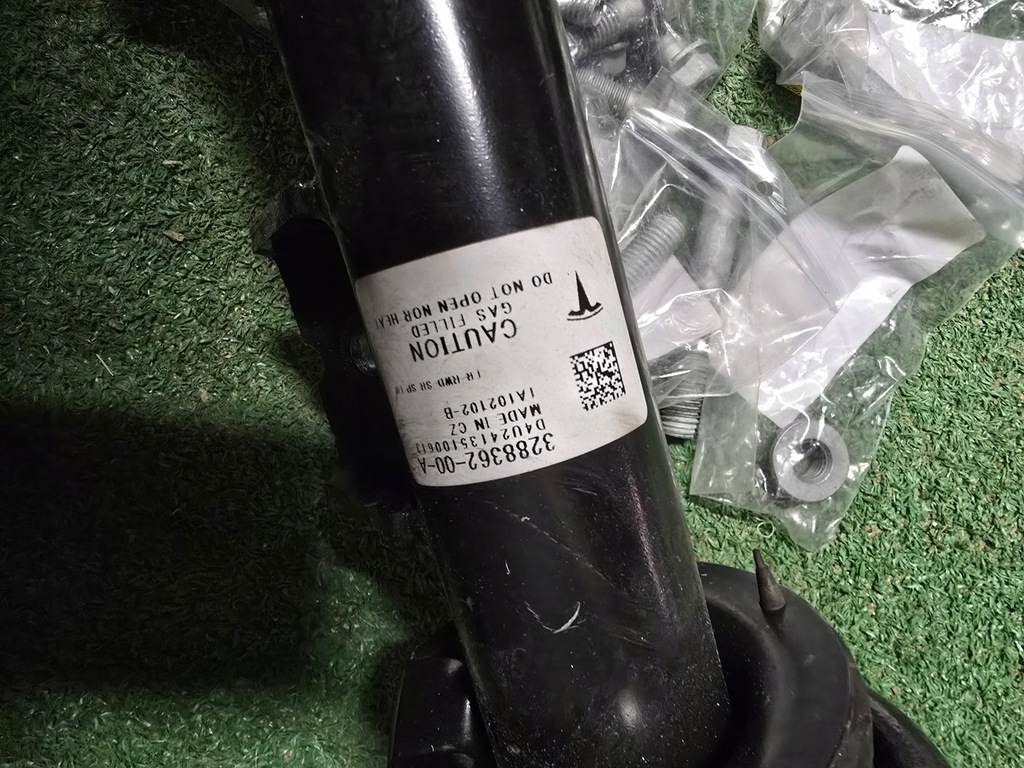 фото №13, Поворотный кулак левая перед рулевая рейка рычаг tesla y