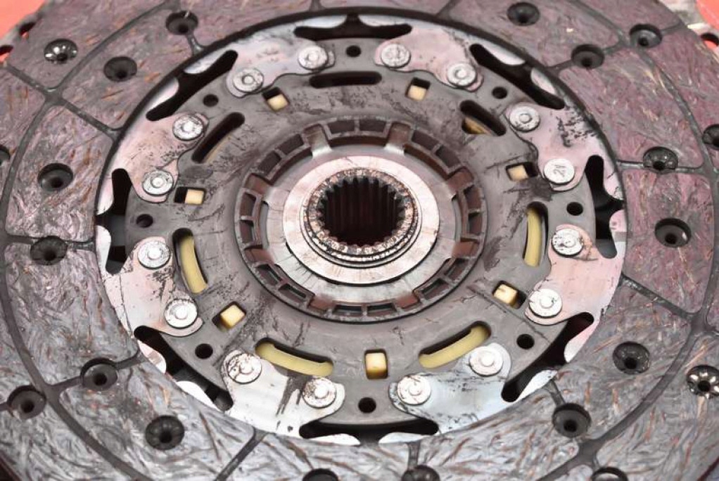 Зчеплення диск притиск 126004010 iveco daily 3.0 06-11 Зі Шроту